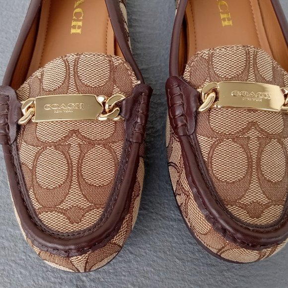 Coach OLIVE Loafer/Moccasin Signature C/Leather UNWORN! ZERO WEAR Sz 6 - Picture 4 of 12